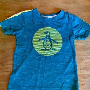 Boys size 4 graphic T-shirt excellent used condition